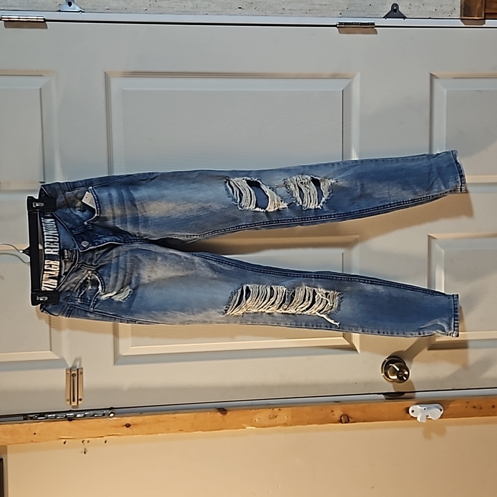REWASH VINTAGE REUNION DISTRESSED SKINNY JEANS: NEW WITH TAGS: SIZE 1